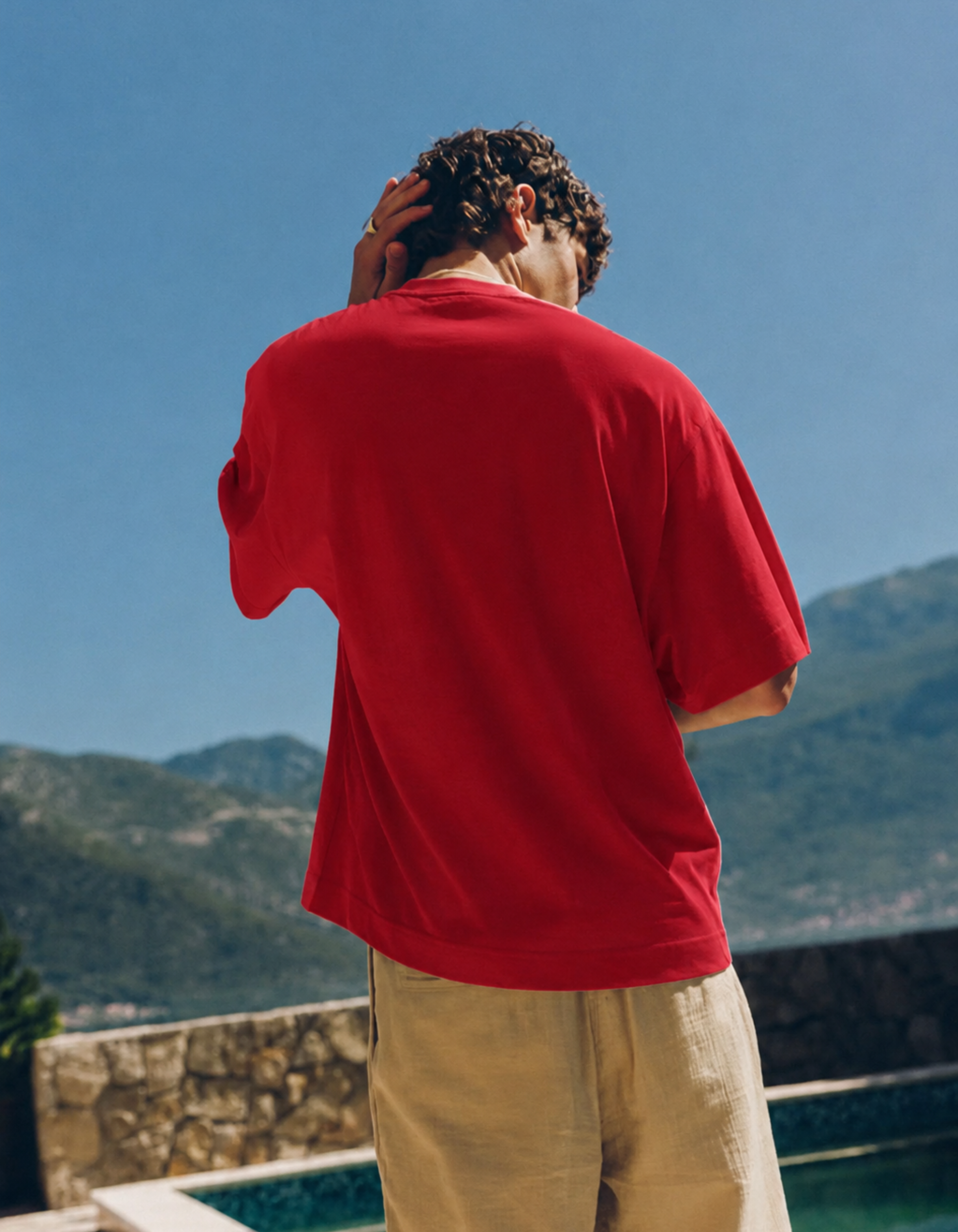 Men wear Oversized Tee