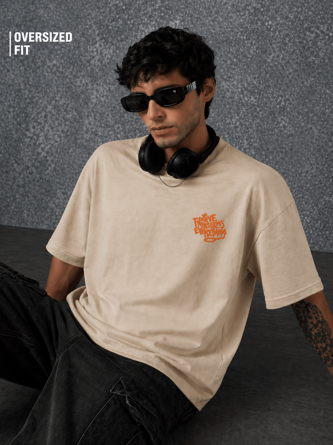 Love Transforms Everything Oversized T-Shirt - Trendieez
