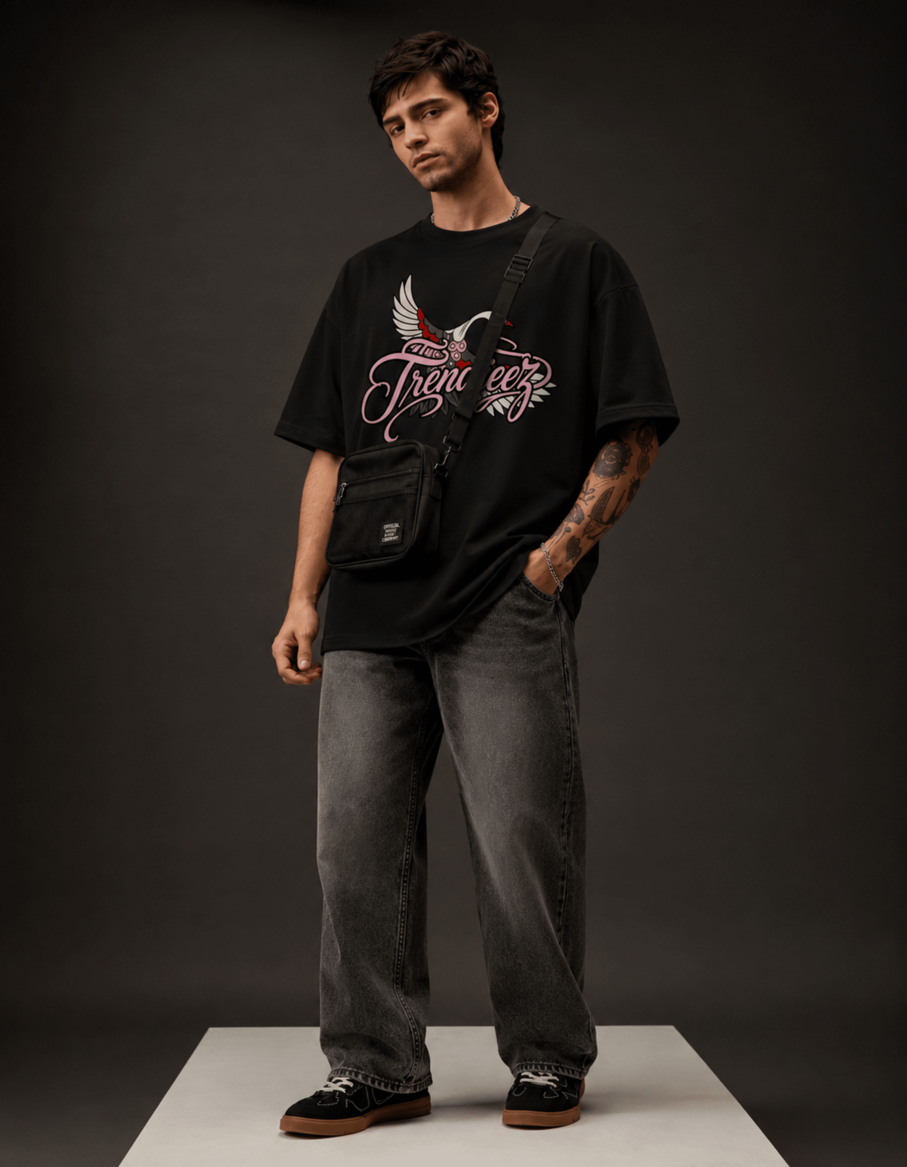 OG Wings Crest T-Shirt - TRENDIEEZ